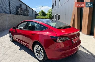 Седан Tesla Model 3 2022 в Луцке