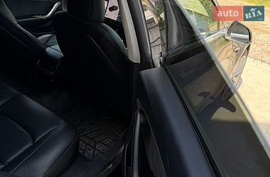 Седан Tesla Model 3 2019 в Львові