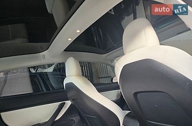 Седан Tesla Model 3 2019 в Хусте