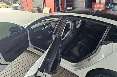 Седан Tesla Model 3 2021 в Одесі