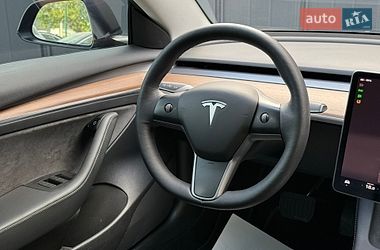 Седан Tesla Model 3 2022 в Луцьку