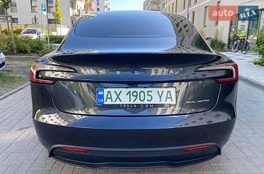 Седан Tesla Model 3 2023 в Харкові