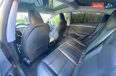 Седан Tesla Model 3 2023 в Харкові