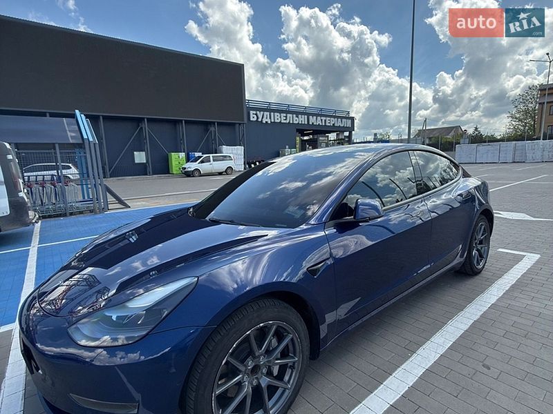 Седан Tesla Model 3 2022 в Первомайську фото 21 Седан Tesla Model 3 2022 в Первомайську