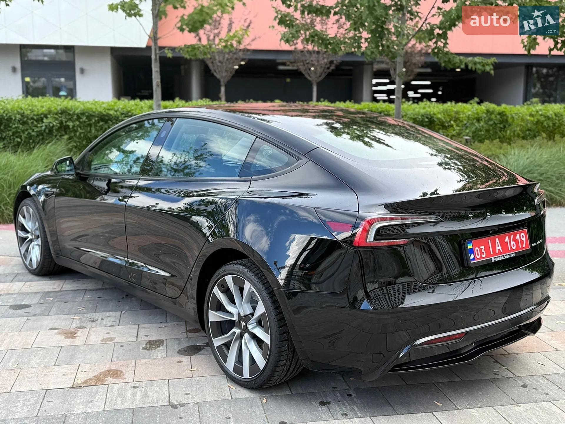 2024 Tesla Model 3 - мініатюра 25