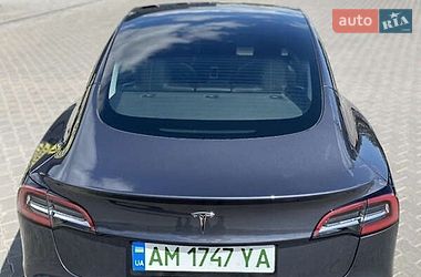 Седан Tesla Model 3 2022 в Києві