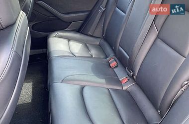 Седан Tesla Model 3 2022 в Киеве