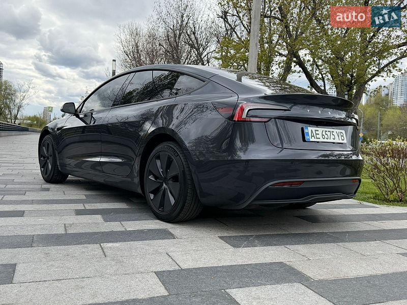 Седан Tesla Model 3 2024 в Дніпрі фото 16 Седан Tesla Model 3 2024 в Дніпрі