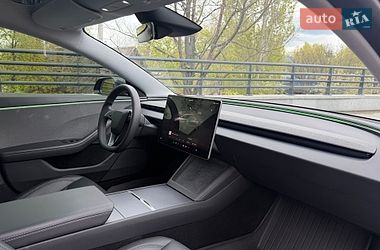 Седан Tesla Model 3 2024 в Дніпрі фото 35 Седан Tesla Model 3 2024 в Дніпрі