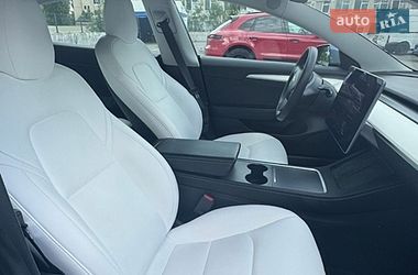Седан Tesla Model 3 2022 в Києві