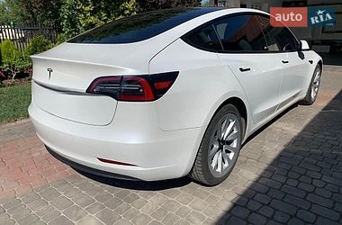 Седан Tesla Model 3 2021 в Одессе