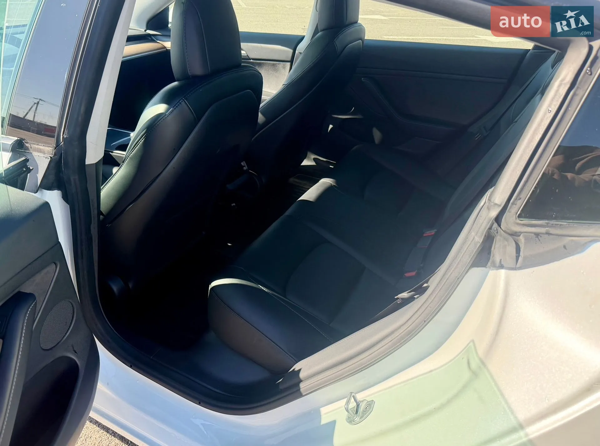 2022 Tesla Model 3 - мініатюра 12