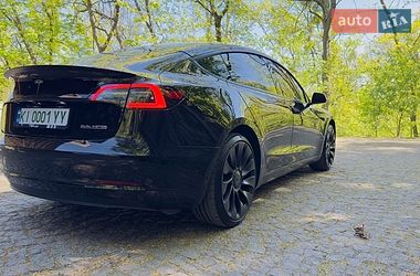 Седан Tesla Model 3 2022 в Києві