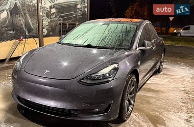 Седан Tesla Model 3 2018 в Кременчуге