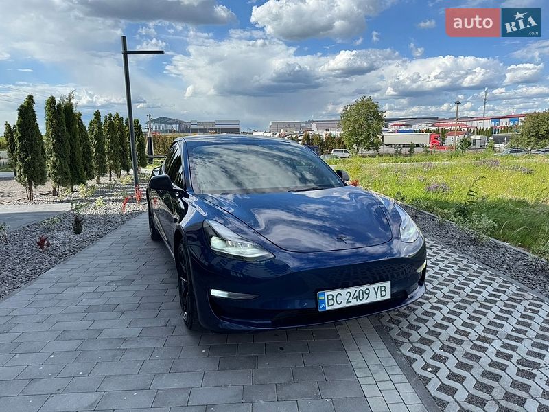Седан Tesla Model 3 2022 в Львове фото 31 Седан Tesla Model 3 2022 в Львове