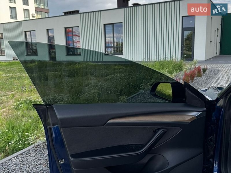 Седан Tesla Model 3 2022 в Львове фото 60 Седан Tesla Model 3 2022 в Львове