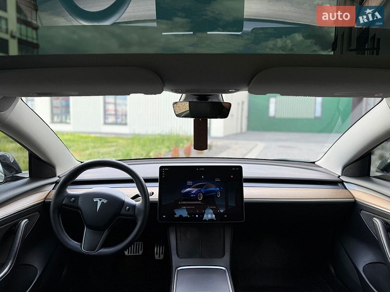 Седан Tesla Model 3 2022 в Львове фото 64 Седан Tesla Model 3 2022 в Львове