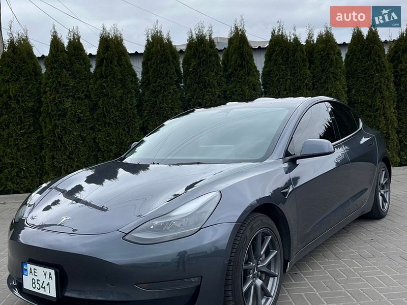 Седан Tesla Model 3 2022 в Черкасах фото Седан Tesla Model 3 2022 в Черкасах