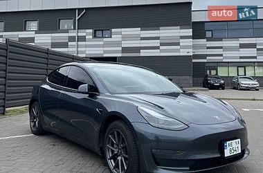 Седан Tesla Model 3 2022 в Черкасах фото 5 Седан Tesla Model 3 2022 в Черкасах