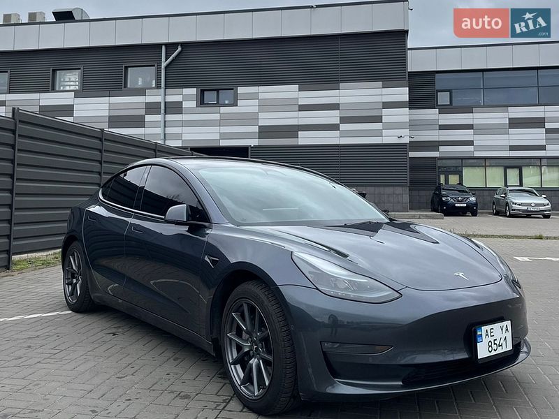 Седан Tesla Model 3 2022 в Черкасах фото 5 Седан Tesla Model 3 2022 в Черкасах