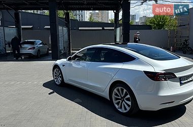 Седан Tesla Model 3 2019 в Києві