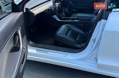 Седан Tesla Model 3 2019 в Києві