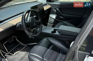 Седан Tesla Model 3 2020 в Одесі