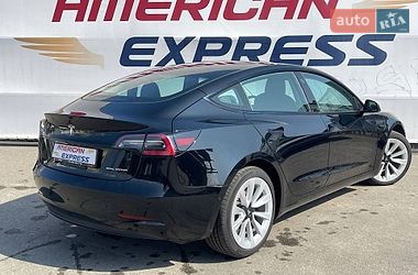 Седан Tesla Model 3 2021 в Києві
