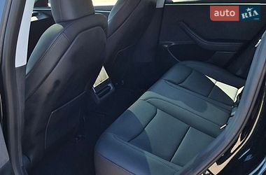 Седан Tesla Model 3 2024 в Ивано-Франковске