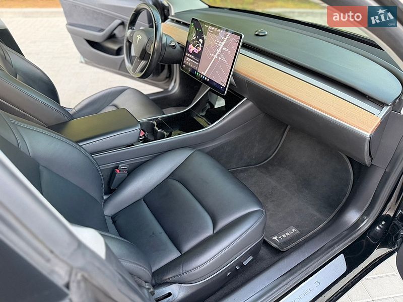 Седан Tesla Model 3 2019 в Днепре фото 25 Седан Tesla Model 3 2019 в Днепре