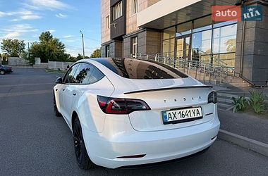 Седан Tesla Model 3 2022 в Харькове