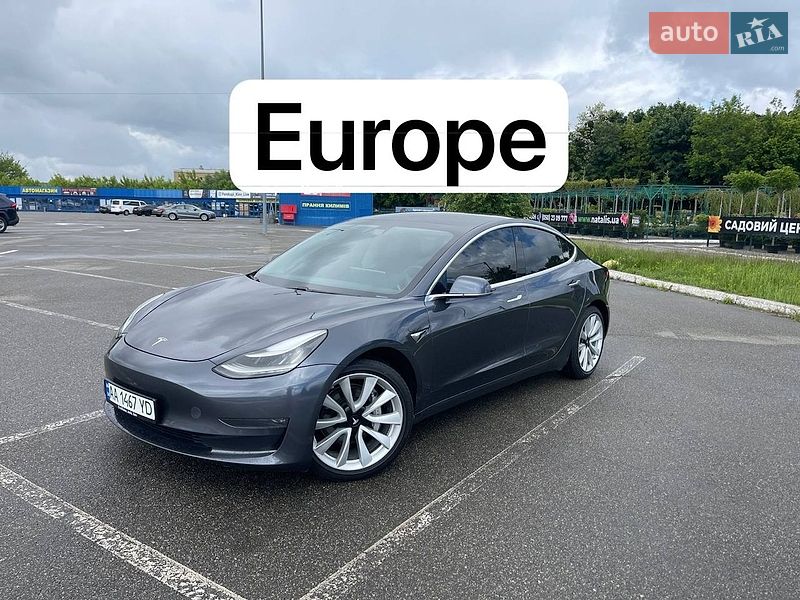 Tesla Model 3 2019
