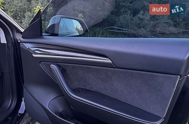 Седан Tesla Model 3 2018 в Луцьку
