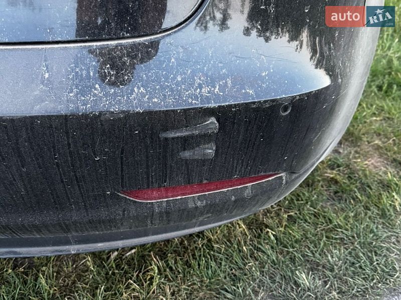 Седан Tesla Model 3 2018 в Луцьку
