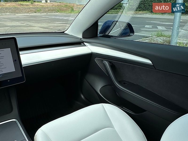 Седан Tesla Model 3 2021 в Киеве фото 18 Седан Tesla Model 3 2021 в Киеве