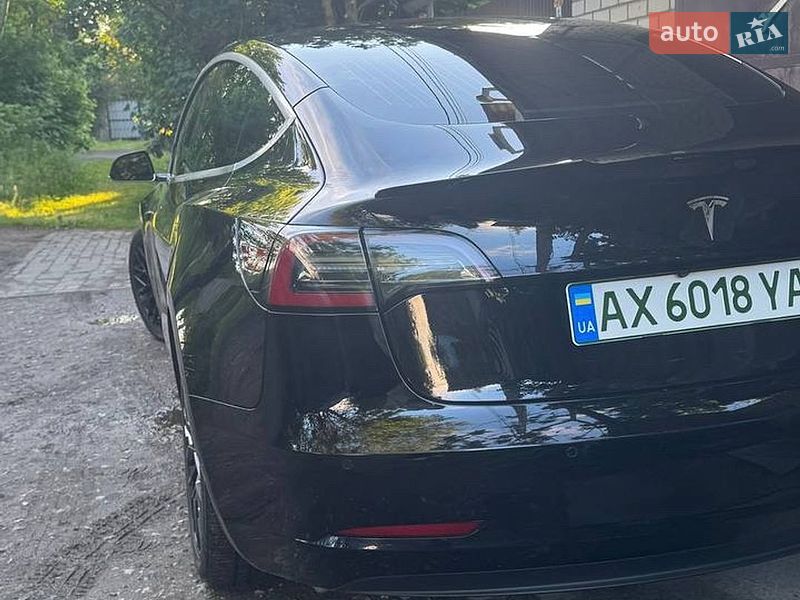 Седан Tesla Model 3 2019 в Харькове