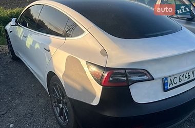 Седан Tesla Model 3 2019 в Луцке фото 3 Седан Tesla Model 3 2019 в Луцке