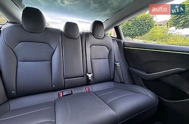 Седан Tesla Model 3 2024 в Києві фото 25 Седан Tesla Model 3 2024 в Києві