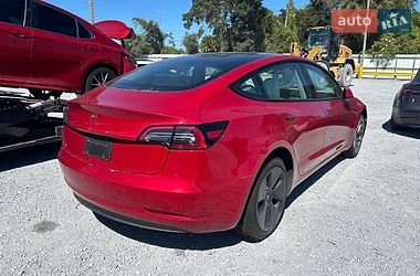 Седан Tesla Model 3 2023 в Черновцах