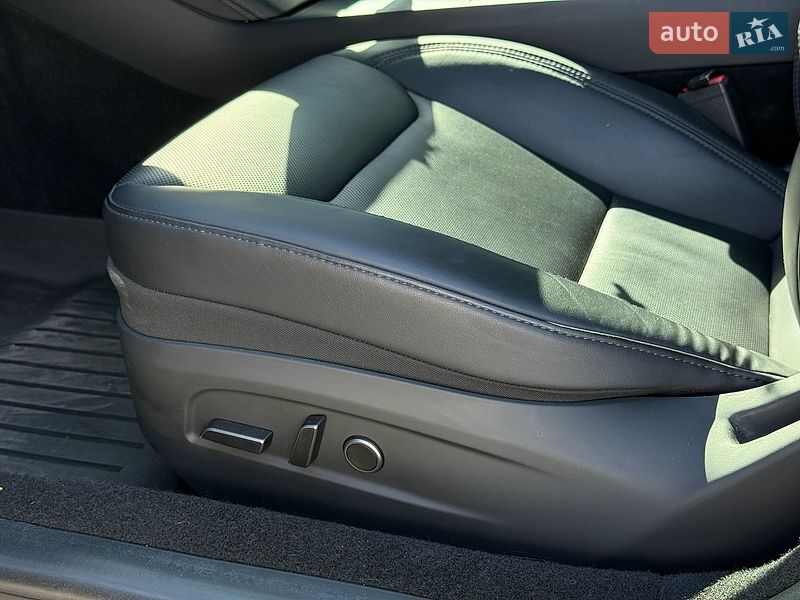 Седан Tesla Model 3 2024 в Мукачево фото 18 Седан Tesla Model 3 2024 в Мукачево
