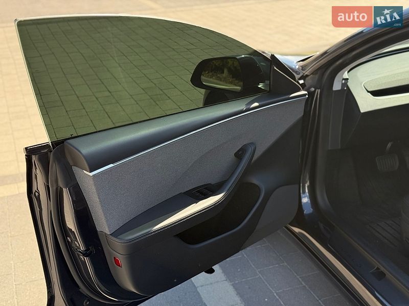 Седан Tesla Model 3 2024 в Мукачево фото 23 Седан Tesla Model 3 2024 в Мукачево