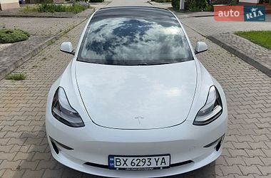 Седан Tesla Model 3 2021 в Хмельницком