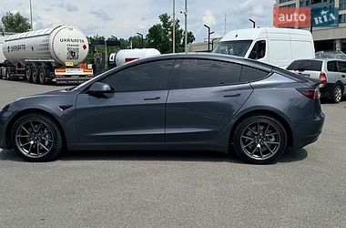 Седан Tesla Model 3 2022 в Дніпрі