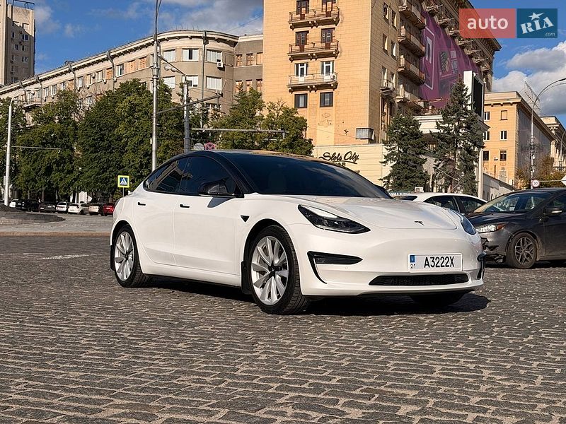Седан Tesla Model 3 2019 в Харькове