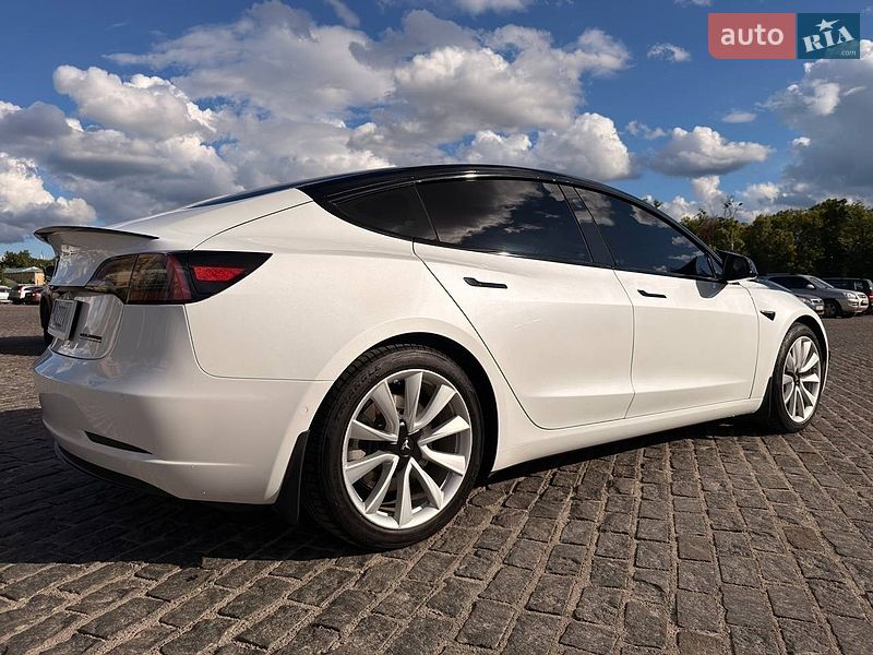 Седан Tesla Model 3 2019 в Харькове