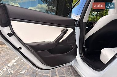 Седан Tesla Model 3 2019 в Харькове