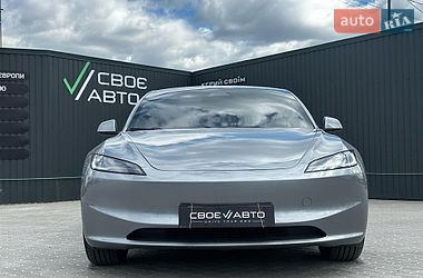 Седан Tesla Model 3 2025 в Львові