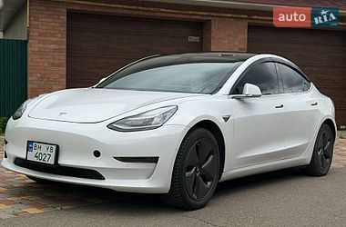 Седан Tesla Model 3 2019 в Одессе