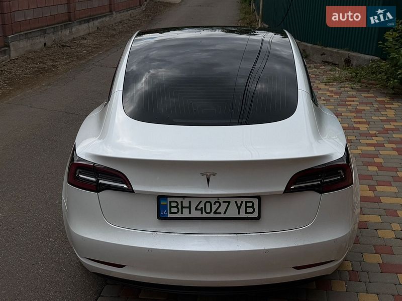 Седан Tesla Model 3 2019 в Одессе