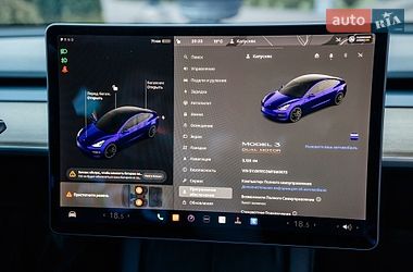 Седан Tesla Model 3 2021 в Стрию